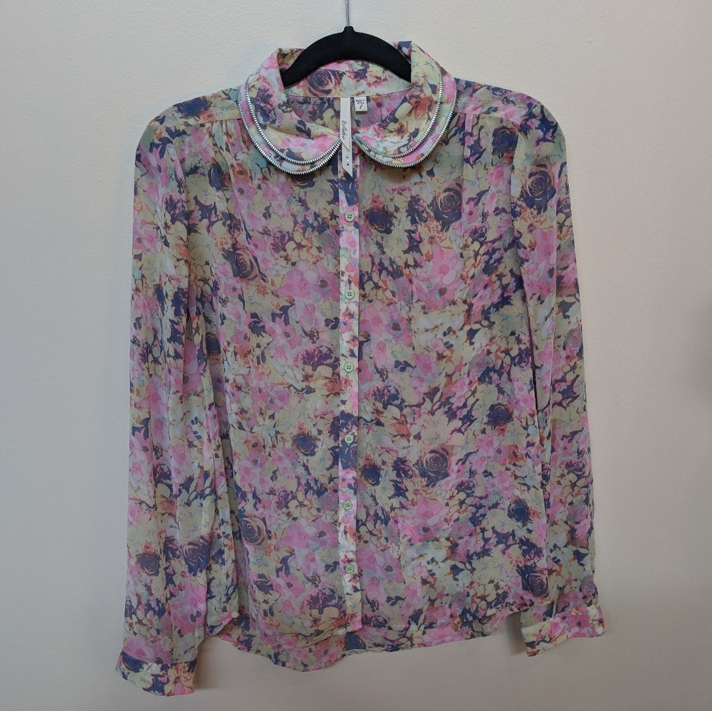 Floral Collared Shirt w/ Zipper Detail